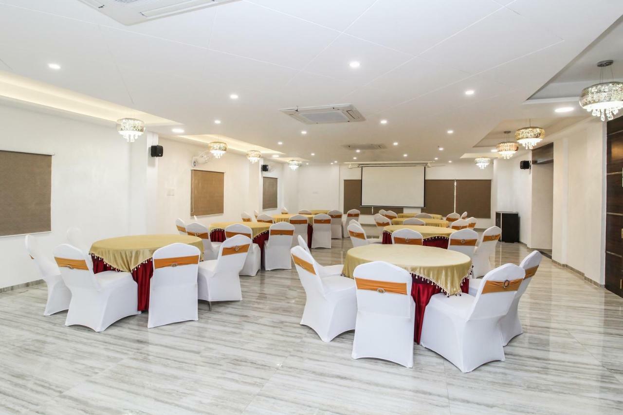 Capital O 40833 Maharaja Hotel & Restaurant Kashipur Екстер'єр фото